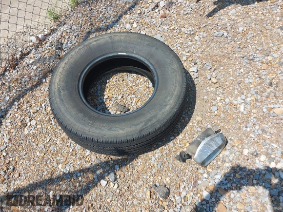 2000 Ford F-150 XL with VIN 1FTZX1724YNA42041, listed as a IAAI auction lot 42577102 with Not provided miles and . Bid and sale history available at DreamBid. Image 12.