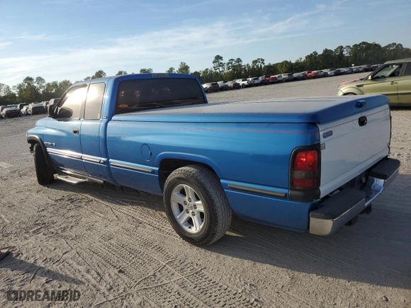 1999 Dodge Ram 1500 with VIN 3B7HC13Y4XG163290, listed as a Copart auction lot 77425154 with 171,439 mi miles and Salvage Title. Bid and sale history available at carsss.com. Image 2.