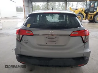 2021 Honda HR-V LX with VIN 3CZRU5H37MM729956, listed as a Copart auction lot 44676175 with 46,186 mi miles and Salvage Title. Bid and sale history available at carsss.com. Image 6.
