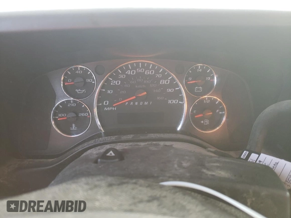 2019 GMC Savana Cargo z VIN 1GTW7AFG4K1335887, wystawiony jako Copart lot #88017165 z przebiegiem Nie podano mil oraz Szkody całkowita. Historia ofert i sprzedaży dostępna na DreamBid. Obrazek 9.