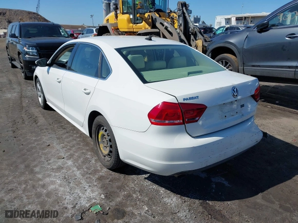 2012 Volkswagen Passat SE with VIN 1VWBP7A3XCC039314, listed as a IAAI auction lot 41741077 with 169,305 mi miles. Bid and sale history available at carsss.com. Image 3.