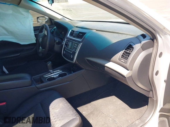 2018 Nissan Altima SV with VIN 1N4AL3AP7JC147656, listed as a IAAI auction lot 41879450 with 114,310 mi miles and . Bid and sale history available at carsss.com. Image 5.