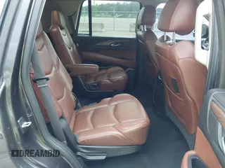 2016 Cadillac Escalade Premium Collection z VIN 1GYS4CKJ7GR260450, wystawiony jako IAAI lot #42542124 z przebiegiem 85 513 mil mil oraz . Historia ofert i sprzedaży dostępna na DreamBid. Obrazek 8.