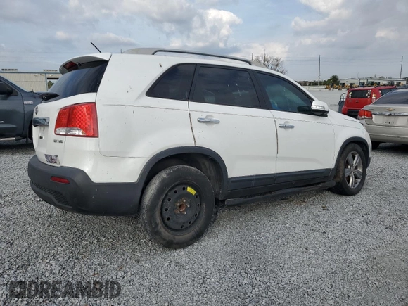 2012 Kia Sorento EX with VIN 5XYKU4A20CG291439, listed as a Copart auction lot 43806635 with 0 mi miles and Salvage Title. Bid and sale history available at carsss.com. Image 3.