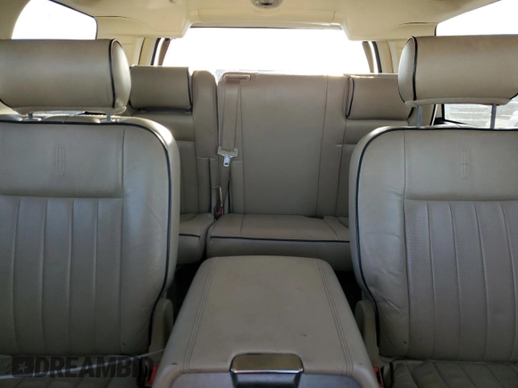 2006 Lincoln Navigator Luxury with VIN 5LMFU275X6LJ25406, listed as a Copart auction lot 49446525 with 182,029 mi miles and Salvage Title. Bid and sale history available at carsss.com. Image 10.