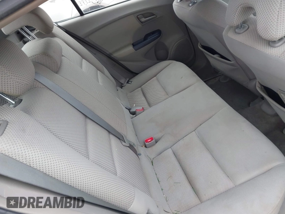 2010 Honda Insight EX with VIN JHMZE2H71AS035091, listed as a IAAI auction lot 41380128 with 181,653 mi miles and . Bid and sale history available at DreamBid. Image 8.