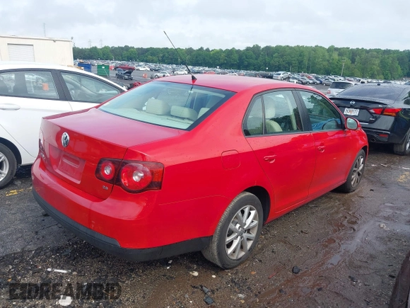 2010 Volkswagen Jetta Limited Edition с VIN 3VWRX7AJ6AM158664, выставлен на аукционе IAAI как лот 42205340 с пробегом 120 002 миль миль и . История ставок и продаж доступна на DreamBid. Изображение 4.