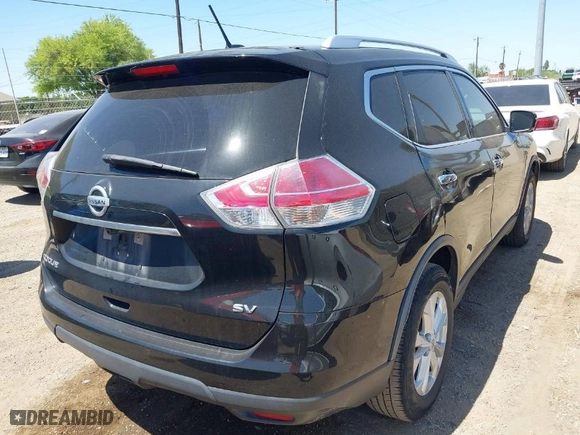 2015 Nissan Rogue SV with VIN KNMAT2MT7FP512012, listed as a IAAI auction lot 41982440 with 228,990 mi miles. Bid and sale history available at carsss.com. Image 4.