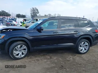 2021 Volkswagen Atlas SE z VIN 1V2WR2CAXMC558294, wystawiony jako IAAI lot #41447619 z przebiegiem 48 652 mil mil oraz . Historia ofert i sprzedaży dostępna na DreamBid. Obrazek 14.