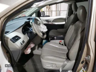2013 Toyota Sienna XLE AAS with VIN 5TDYK3DCXDS380132, listed as a Copart auction lot 42227465 with 195,600 mi miles and Salvage Title. Bid and sale history available at carsss.com. Image 7.