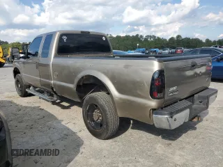 2006 Ford Super Duty F-250 XL with VIN 1FTSX21536ED26154, listed as a Copart auction lot 73336954 with 140,752 mi miles and Salvage Title. Bid and sale history available at carsss.com. Image 2.