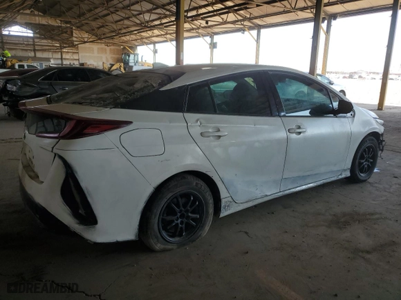 2019 Toyota Prius Prime Plus with VIN JTDKARFP4K3117306, listed as a Copart auction lot 72949714 with 153,037 mi miles and Clean Title. Bid and sale history available at carsss.com. Image 3.