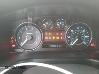 2009 Ford Flex SEL z VIN 2FMDK52C99BA83693, wystawiony jako Copart lot #49335735 z przebiegiem 230 562 mil mil oraz Szkoda całkowita • Salvage title. Historia ofert i sprzedaży dostępna na DreamBid. Obrazek 9.