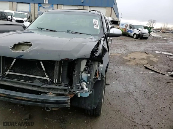 2012 Chevrolet Avalanche LTZ with VIN 3GNTKGE7XCG173005, listed as a Copart auction lot 46259105 with 186,132 mi miles and Salvage Title. Bid and sale history available at carsss.com. Image 10.