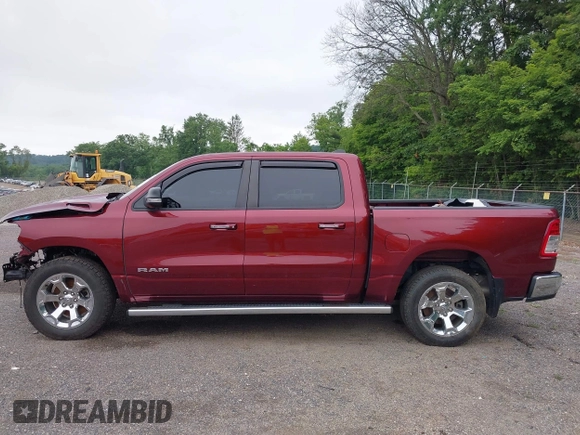 2019 Ram 1500 Big Horn z VIN 1C6SRFFT5KN570253, wystawiony jako IAAI lot #42488224 z przebiegiem 36 507 mil mil oraz . Historia ofert i sprzedaży dostępna na DreamBid. Obrazek 15.