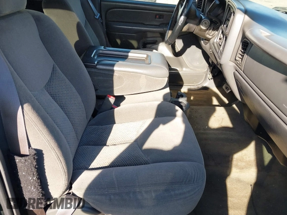 2007 Chevrolet Silverado 1500 LS with VIN 2GCEC13V471149956, listed as a IAAI auction lot 41899072 with 151,537 mi miles and . Bid and sale history available at DreamBid. Image 5.