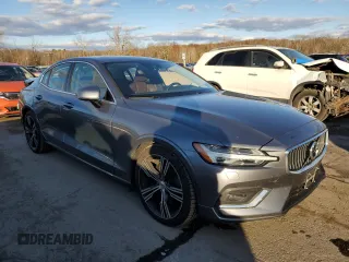 2019 Volvo S60 Inscription with VIN 7JRA22TL0KG001810, listed as a Copart auction lot 79165834 with 67,646 mi miles and Salvage Title. Bid and sale history available at carsss.com. Image 4.