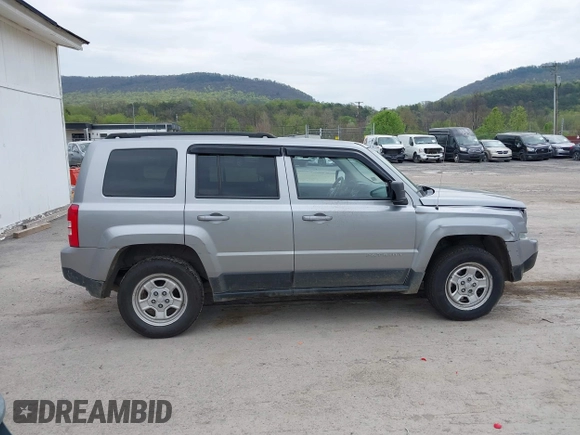 2016 Jeep Patriot Sport with VIN 1C4NJRBB0GD763788, listed as a IAAI auction lot 42100643 with 135,241 mi miles and . Bid and sale history available at carsss.com. Image 13.