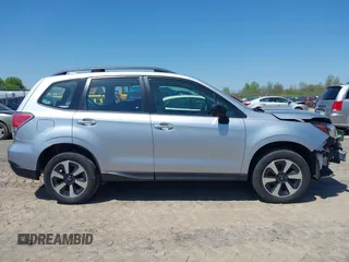 2018 Subaru Forester z VIN JF2SJABC2JH463734, wystawiony jako IAAI lot #42222872 z przebiegiem 64 667 mil mil oraz . Historia ofert i sprzedaży dostępna na DreamBid. Obrazek 14.