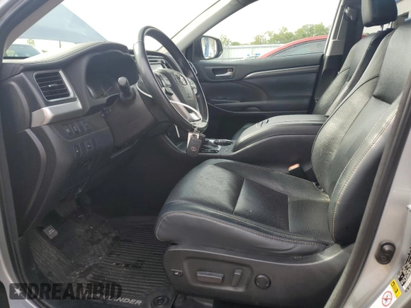 2018 Toyota Highlander Limited z VIN 5TDDZRFH7JS812998, wystawiony jako Copart lot #57641925 z przebiegiem 150 027 mil mil oraz Czysty tytuł • Clean title. Historia ofert i sprzedaży dostępna na DreamBid. Obrazek 7.