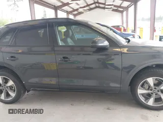 2025 Audi Q5 Premium with VIN WA1ABAFY9S2045618, listed as a IAAI auction lot 42279469 with 3,024 mi miles and . Bid and sale history available at DreamBid. Image 14.