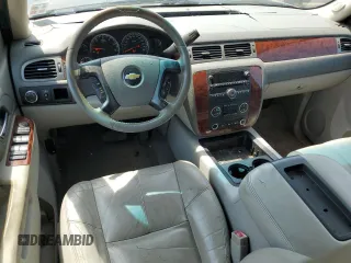 2010 Chevrolet Suburban LT with VIN 1GNUCJE08AR282271, listed as a Copart auction lot 69958304 with 252,836 mi miles and Salvage Title. Bid and sale history available at carsss.com. Image 8.