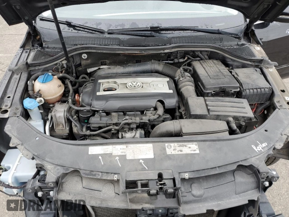 2013 Volkswagen CC Sport with VIN WVWBP7AN6DE509025, listed as a Copart auction lot 49746235 with 153,095 mi miles and Salvage Title. Bid and sale history available at carsss.com. Image 11.
