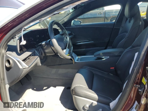 2023 Lucid Air Grand Touring z VIN 50EA1GBA1PA009192, wystawiony jako Copart lot #68173714 z przebiegiem 6 021 mil mil oraz Szkoda całkowita • Salvage title. Historia ofert i sprzedaży dostępna na DreamBid. Obrazek 7.