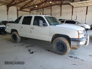 2005 Chevrolet Avalanche Z71 z VIN 3GNEK12Z85G267219, wystawiony jako Copart lot #45951055 z przebiegiem 195 234 mil mil oraz Szkoda całkowita • Salvage title. Historia ofert i sprzedaży dostępna na DreamBid. Obrazek 4.