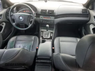 2003 BMW 3 Series 325xi with VIN WBAEU33413PM53580, listed as a Copart auction lot 51225355 with 193,302 mi miles and Salvage Title. Bid and sale history available at carsss.com. Image 8.