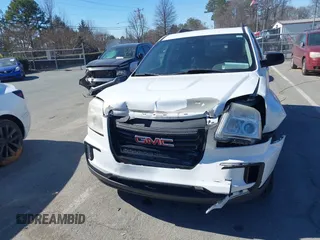 2017 GMC Terrain SLE z VIN 2GKALNEK2H6199496, wystawiony jako IAAI lot #41632391 z przebiegiem 123 326 mil mil oraz . Historia ofert i sprzedaży dostępna na DreamBid. Obrazek 12.