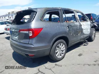 2019 Honda Pilot LX with VIN 5FNYF5H18KB016902, listed as a IAAI auction lot 42003059 with 0 mi miles. Bid and sale history available at carsss.com. Image 4.