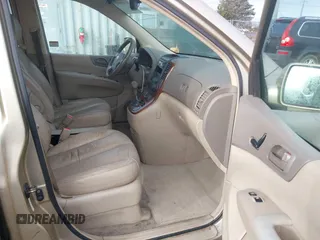 2007 Kia Sedona EX with VIN KNDMB233676121720, listed as a IAAI auction lot 41606082 with 200,736 mi miles. Bid and sale history available at carsss.com. Image 5.