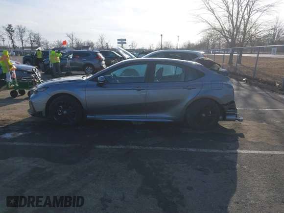 2025 Toyota Camry LE with VIN 4T1DAACK4SU551783, listed as a IAAI auction lot 41527698 with Not Provided miles and . Bid and sale history available at DreamBid. Image 14.