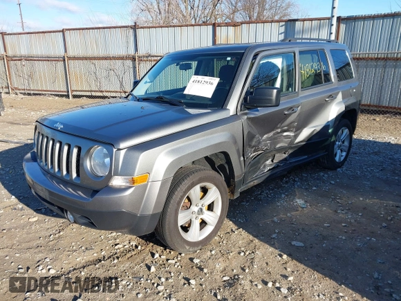 2013 Jeep Patriot Latitude with VIN 1C4NJPFA1DD169521, listed as a IAAI auction lot 41812936 with 133,088 mi miles. Bid and sale history available at carsss.com. Image 17.
