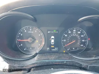 2015 Kia K900 Luxury with VIN KNALW4D41F6020597, listed as a Copart auction lot 85770734 with 139,327 mi miles and Clean Title. Bid and sale history available at carsss.com. Image 9.