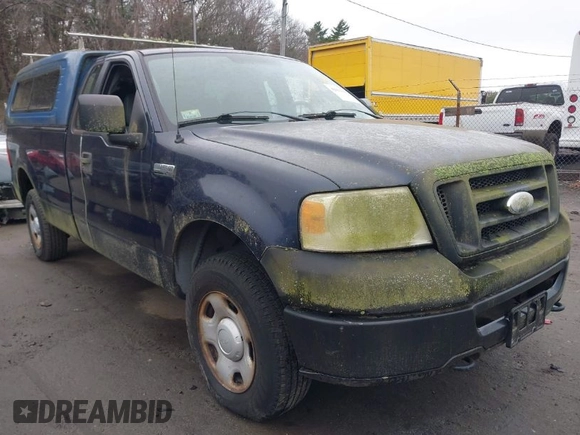 2006 Ford F-150 XL with VIN 1FTRF14W96NB11538, listed as a IAAI auction lot 42013086 with 94,972 mi miles. Bid and sale history available at carsss.com. Image 1.
