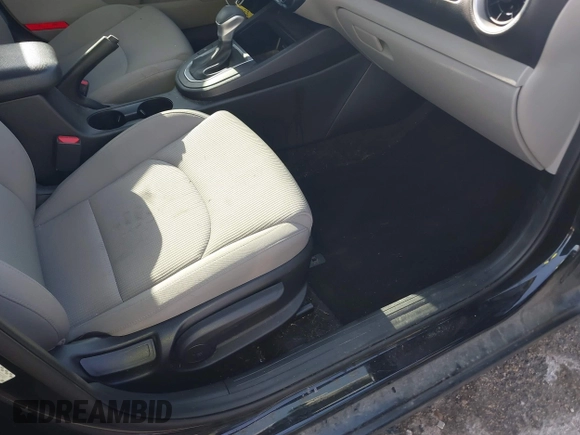 2021 Kia Forte LXS с VIN 3KPF24ADXME355848, выставлен на аукционе IAAI как лот 42248749 с пробегом 52 698 миль миль и . История ставок и продаж доступна на DreamBid. Изображение 5.