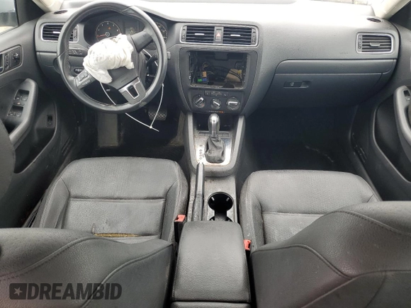 2011 Volkswagen Jetta SE with VIN 3VWDZ7AJ9BM320146, listed as a Copart auction lot 58521605 with 164,045 mi miles and Salvage title. Bid and sale history available at DreamBid. Image 8.