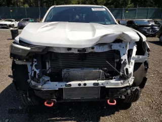 2023 Chevrolet Colorado 4WD Z71 with VIN 1GCPTDEK9P1207739, listed as a Copart auction lot 55450885 with 197 mi miles and Salvage Title. Bid and sale history available at carsss.com. Image 5.