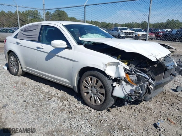 2014 Chrysler 200 LX with VIN 1C3CCBABXEN123982, listed as a IAAI auction lot 41455340 with 147,915 mi miles. Bid and sale history available at carsss.com. Image 1.