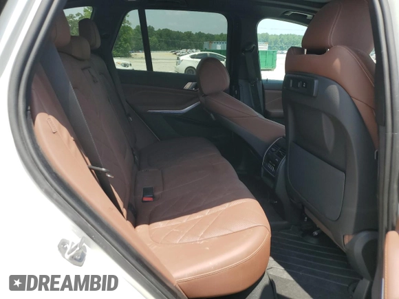 2023 BMW X5 sDrive40i with VIN 5UXCR4C04P9R12480, listed as a Copart auction lot 61082815 with 17,249 mi miles and Salvage title. Bid and sale history available at DreamBid. Image 11.