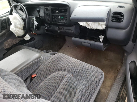 1997 Dodge Dakota with VIN 1B7GL23X5VS208252, listed as a Copart auction lot 82584134 with 152,633 mi miles and Salvage Title. Bid and sale history available at carsss.com. Image 8.