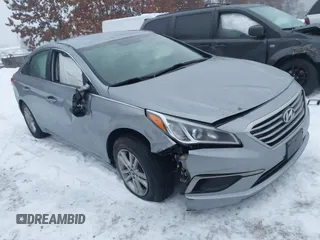 2017 Hyundai Sonata 2.4L with VIN 5NPE24AF6HH533771, listed as a IAAI auction lot 41179431 with 76,597 mi miles and . Bid and sale history available at carsss.com. Image 1.