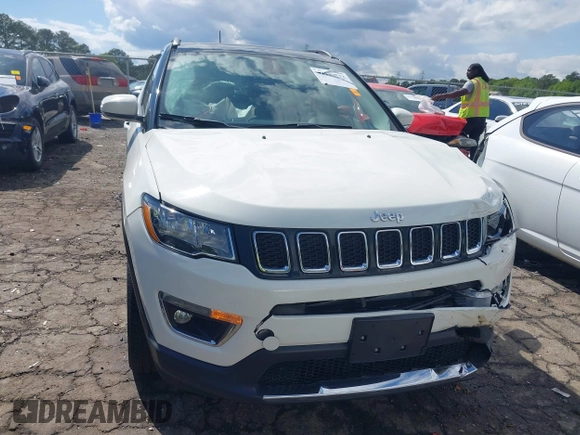 2018 Jeep Compass Limited with VIN 3C4NJDCB0JT314422, listed as a IAAI auction lot 42020523 with 41,888 mi miles and . Bid and sale history available at DreamBid. Image 12.