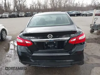 2016 Nissan Altima SR with VIN 1N4AL3AP8GC177922, listed as a IAAI auction lot 41802573 with 160,799 mi miles and . Bid and sale history available at carsss.com. Image 16.