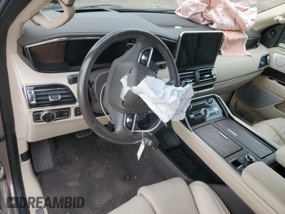 2020 Lincoln Navigator Reserve z VIN 5LMJJ2LT7LEL15137, wystawiony jako Copart lot #86617784 z przebiegiem 55 464 mil mil oraz Szkoda całkowita • Salvage title. Historia ofert i sprzedaży dostępna na DreamBid. Obrazek 8.