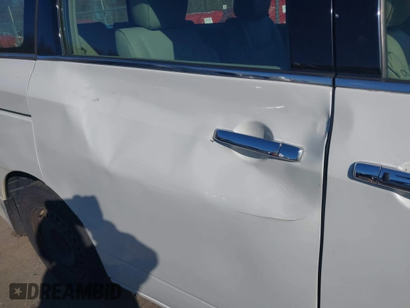 2016 Nissan Quest SL with VIN JN8AE2KP1G9155002, listed as a IAAI auction lot 42051272 with 159,434 mi miles and . Bid and sale history available at DreamBid. Image 18.
