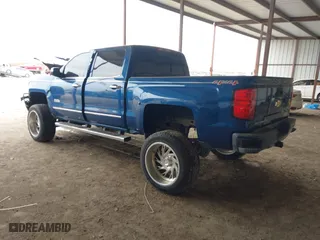 2015 Chevrolet Silverado 1500 High Country with VIN 3GCUKTEJ0FG491799, listed as a IAAI auction lot 41615824 with 118,745 mi miles. Bid and sale history available at carsss.com. Image 3.