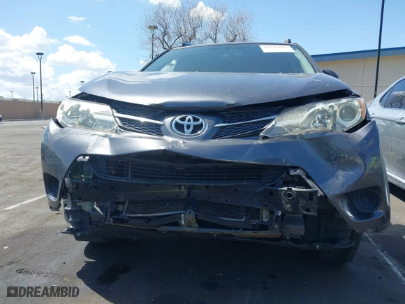 2014 Toyota RAV4 LE with VIN 2T3ZFREV5EW085130, listed as a IAAI auction lot 41945095 with 75,895 mi miles. Bid and sale history available at carsss.com. Image 6.